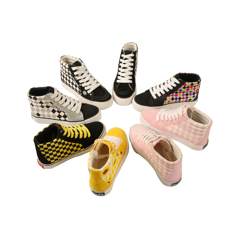 Casual Lattice Printed Canvas Shoes Lattice High Top Canvas Laces Shoes For Women Man